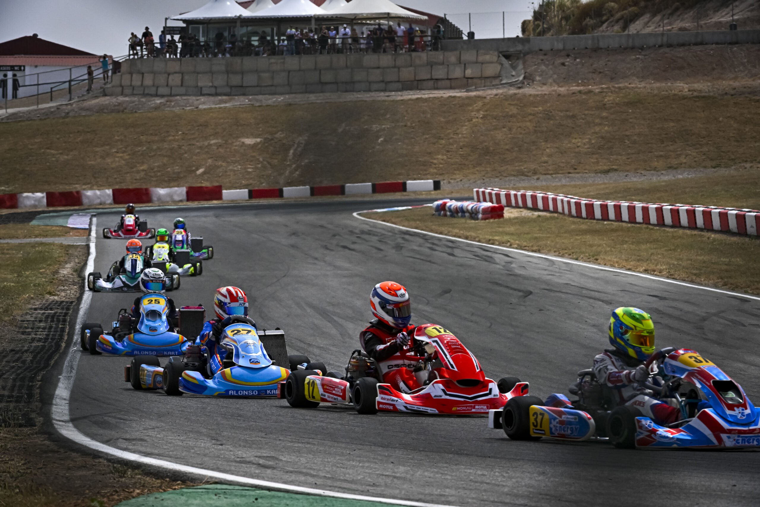 Carrera de karts durante el verano en Tapia